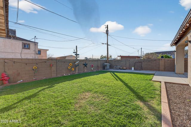 9355 W ADAMS Street, Tolleson, AZ 85353