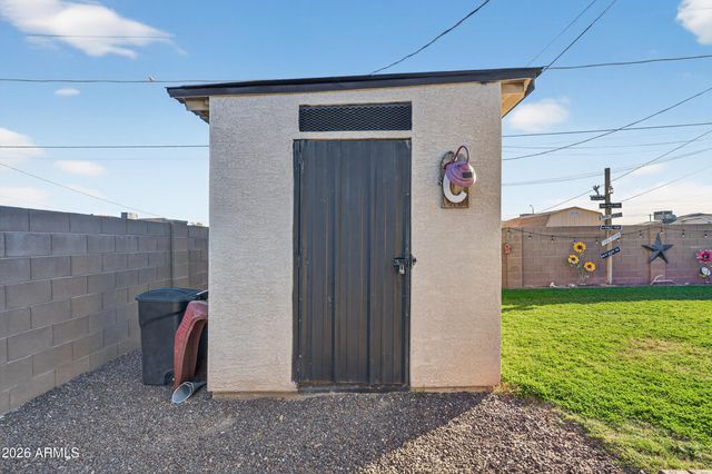 9355 W ADAMS Street, Tolleson, AZ 85353