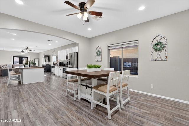 9355 W ADAMS Street, Tolleson, AZ 85353