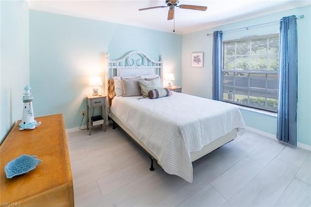 774 Wiggins Lake DR 106, Naples, FL 34110