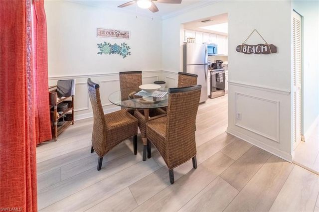 774 Wiggins Lake DR 106, Naples, FL 34110
