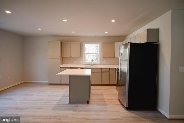 86 WOODBINE DR, Colonial Beach, VA 22443