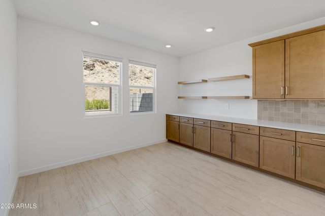 9817 S 12TH Street, Phoenix, AZ 85042