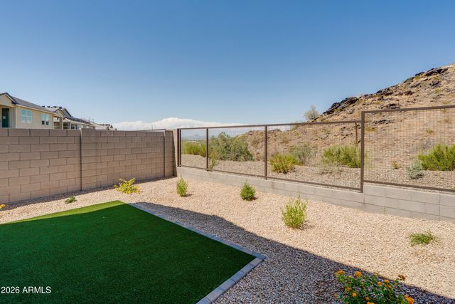 9817 S 12TH Street, Phoenix, AZ 85042