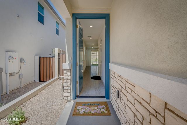 9817 S 12TH Street, Phoenix, AZ 85042