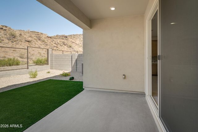9817 S 12TH Street, Phoenix, AZ 85042