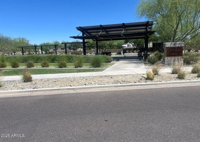 9817 S 12TH Street, Phoenix, AZ 85042