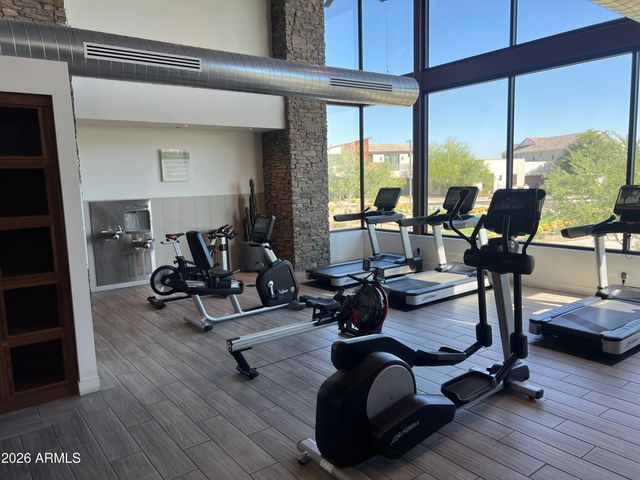 9817 S 12TH Street, Phoenix, AZ 85042