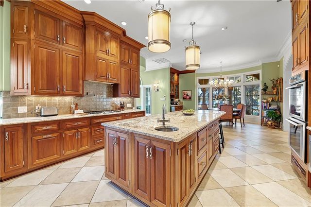 5690 Riverview Pointe E Drive, Theodore, AL 36582