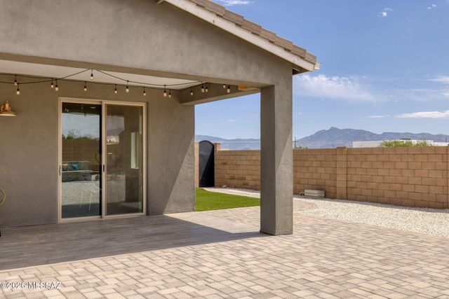 3324 E Wet Sand Place, Vail, AZ 85641