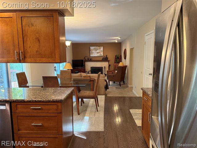 34961 Valley Forge Drive, Farmington Hills, MI 48331