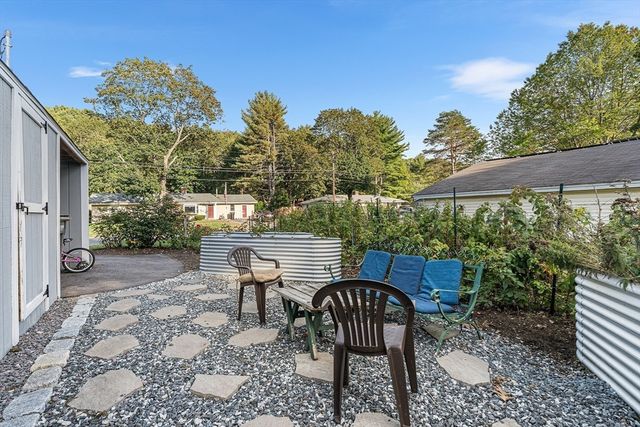 14 Francine Rd, Framingham, MA 01701