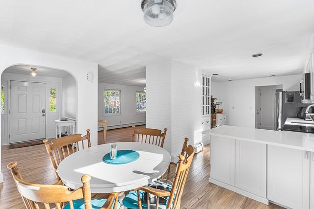 14 Francine Rd, Framingham, MA 01701