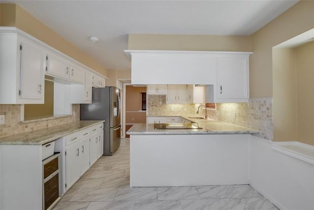 6602 Point Clear Drive, Houston, TX 77069