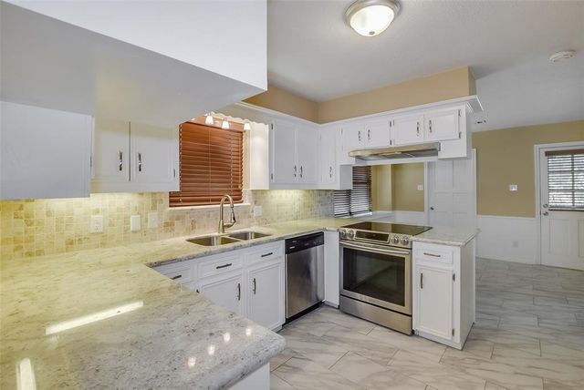 6602 Point Clear Drive, Houston, TX 77069