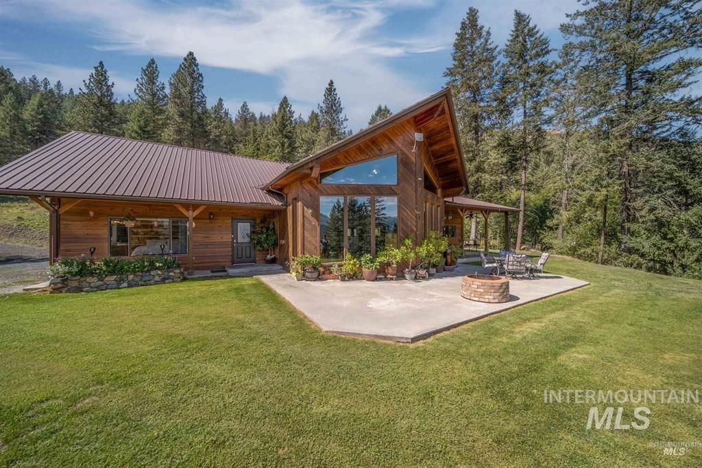 110 Pineway Lane, Kamiah, ID 83536