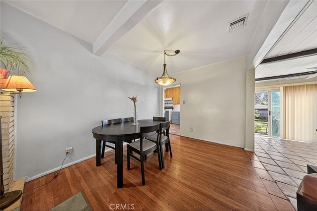 1910 N Rose Street, Burbank, CA 91505