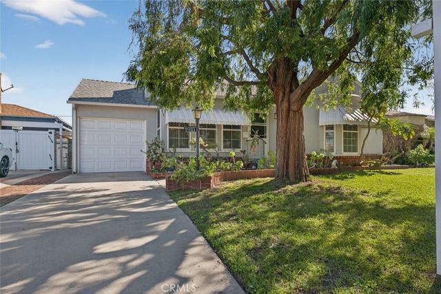 1910 N Rose Street, Burbank, CA 91505