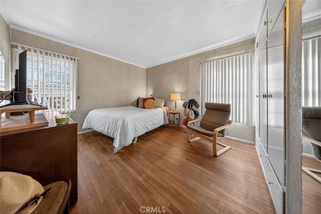 1910 N Rose Street, Burbank, CA 91505