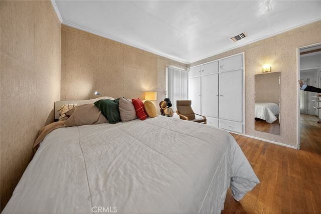 1910 N Rose Street, Burbank, CA 91505