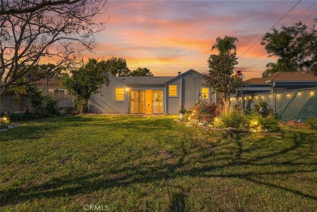 1910 N Rose Street, Burbank, CA 91505