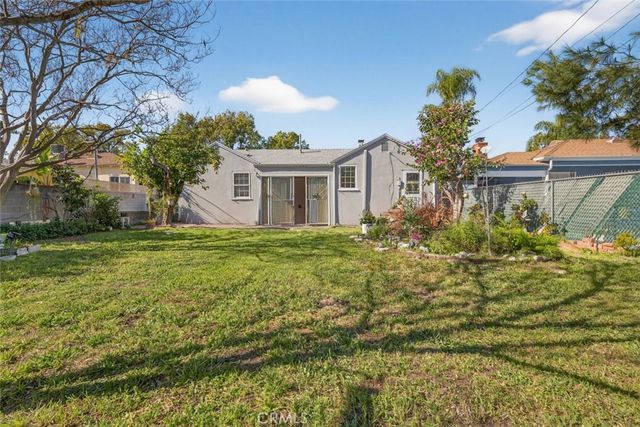 1910 N Rose Street, Burbank, CA 91505