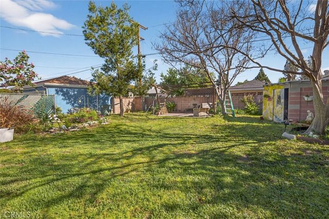 1910 N Rose Street, Burbank, CA 91505