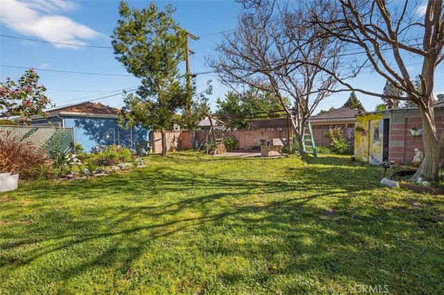 1910 N Rose Street, Burbank, CA 91505