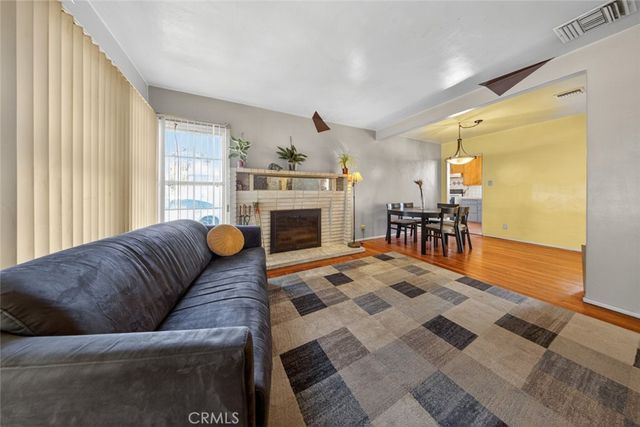 1910 N Rose Street, Burbank, CA 91505