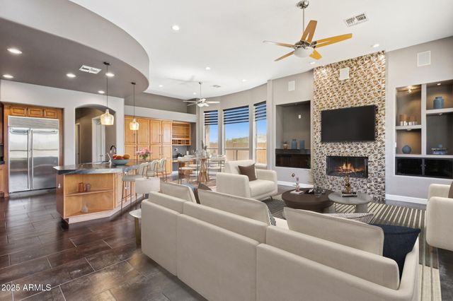 14216 S 5TH Street, Phoenix, AZ 85048