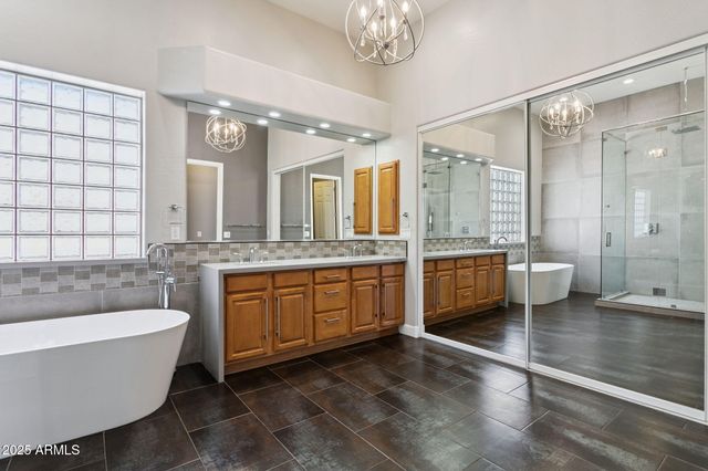 14216 S 5TH Street, Phoenix, AZ 85048