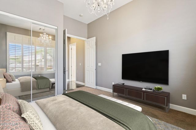 14216 S 5TH Street, Phoenix, AZ 85048