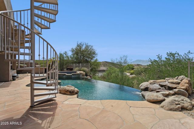 14216 S 5TH Street, Phoenix, AZ 85048