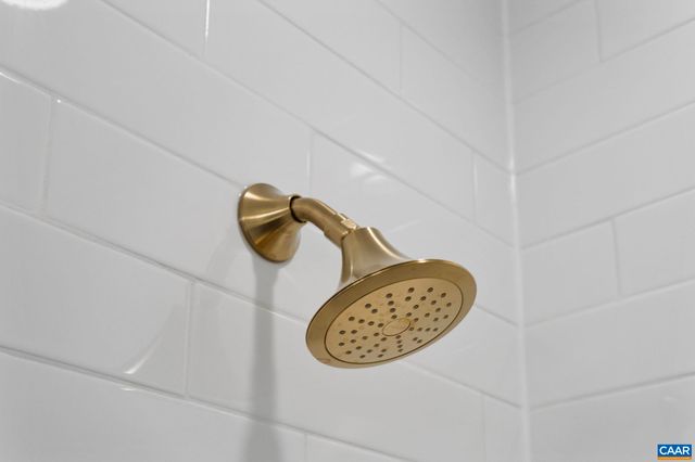 321 SPRINGDALE RD, Waynesboro, VA 22980