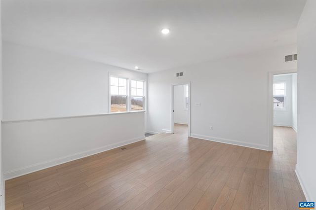 321 SPRINGDALE RD, Waynesboro, VA 22980