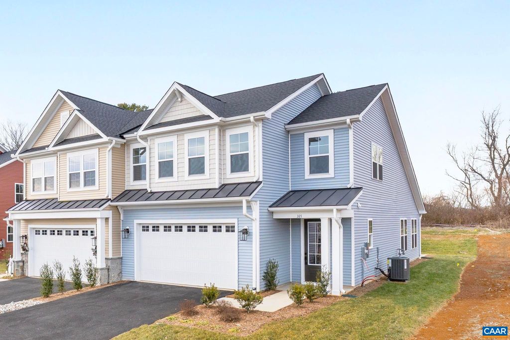 321 SPRINGDALE RD, Waynesboro, VA 22980