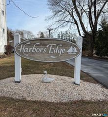 116 Commerce Street F9, Clinton, CT 06413