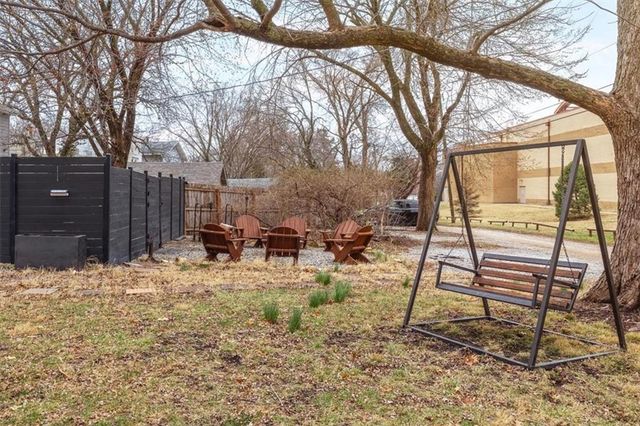 1701 Alabama Street, Lawrence, KS 66044