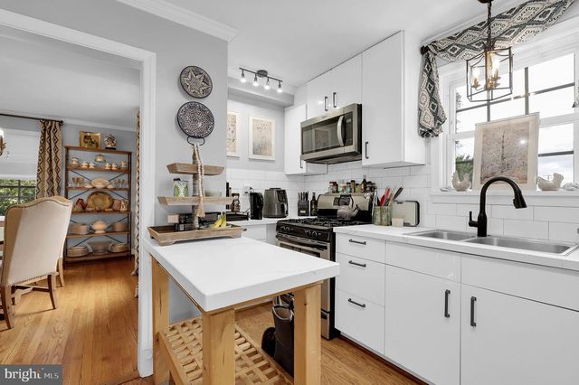 211 E INDIAN SPRING DR, Silver Spring, MD 20901