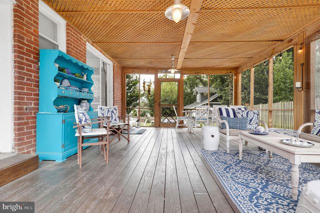 211 E INDIAN SPRING DR, Silver Spring, MD 20901