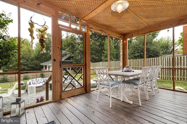 211 E INDIAN SPRING DR, Silver Spring, MD 20901