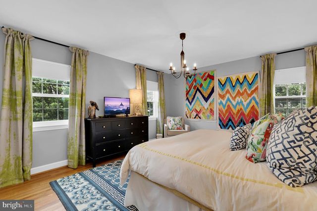 211 E INDIAN SPRING DR, Silver Spring, MD 20901