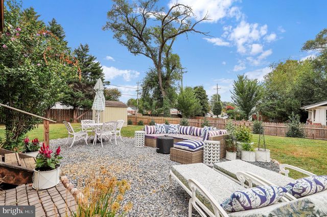 211 E INDIAN SPRING DR, Silver Spring, MD 20901