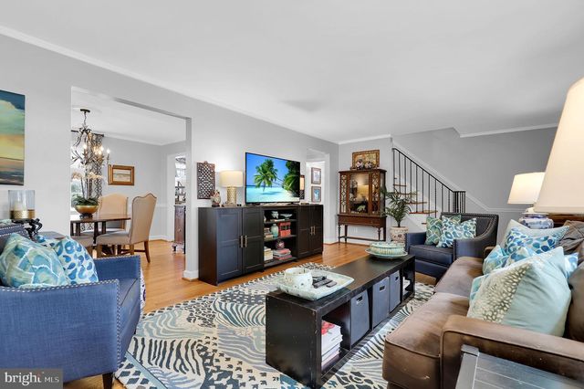 211 E INDIAN SPRING DR, Silver Spring, MD 20901