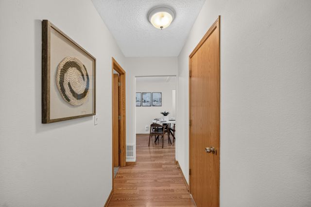 1405 E 37th Street, Des Moines, IA 50317