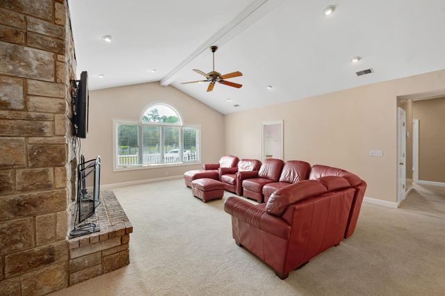 1561 Zion Road, Dorchester, SC 29437