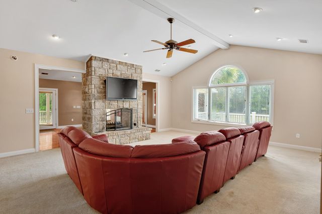 1561 Zion Road, Dorchester, SC 29437