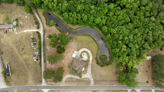 1561 Zion Road, Dorchester, SC 29437