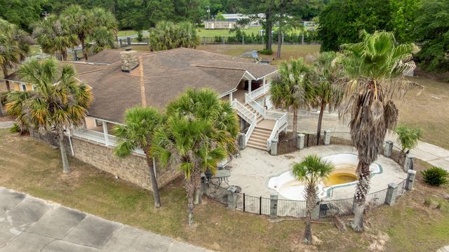 1561 Zion Road, Dorchester, SC 29437