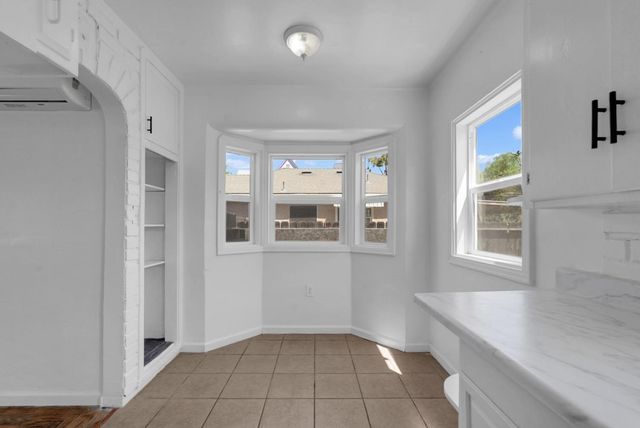 594 Park St, Turlock, CA 95380